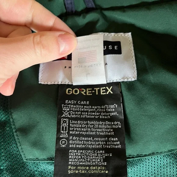 Boathouse Unisex GoreTex Dartmouth Jacket - Size Large - Picture 5 of 5